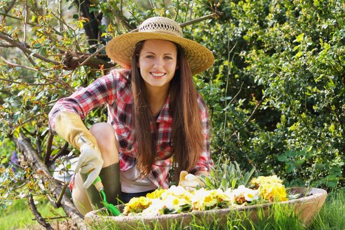 Payment and cancellation terms for gardeners